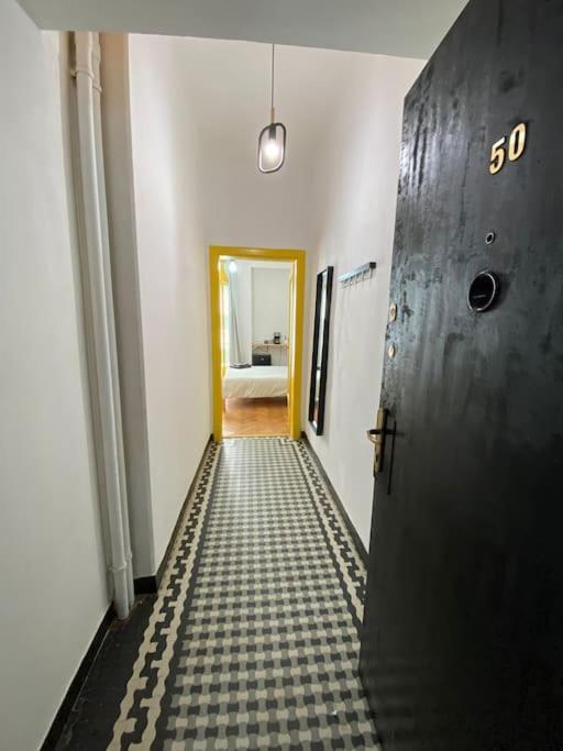 בוקרשט Quiet And Classic Studio With Cismigiu Park View מראה חיצוני תמונה