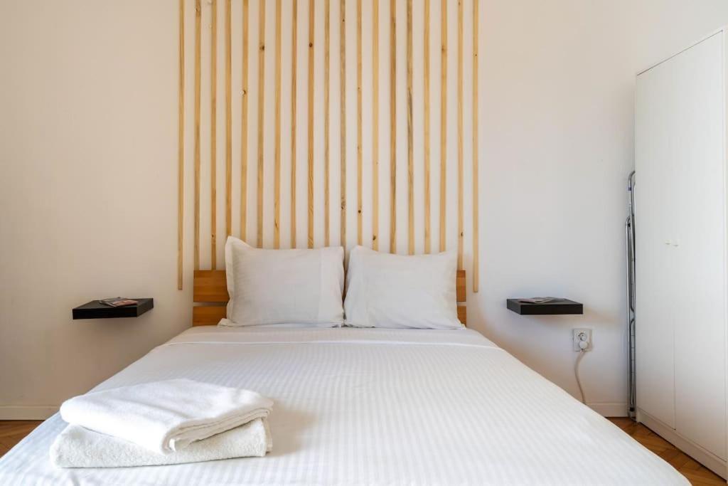 בוקרשט Quiet And Classic Studio With Cismigiu Park View מראה חיצוני תמונה